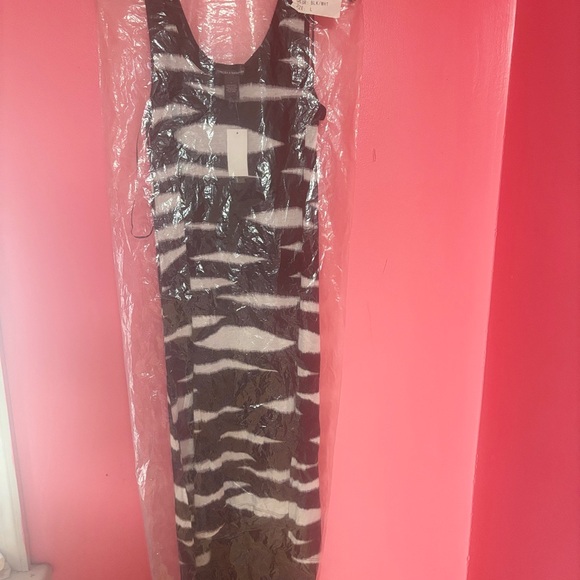 Sea Black and White Patterned Dress - Picture 2 of 6